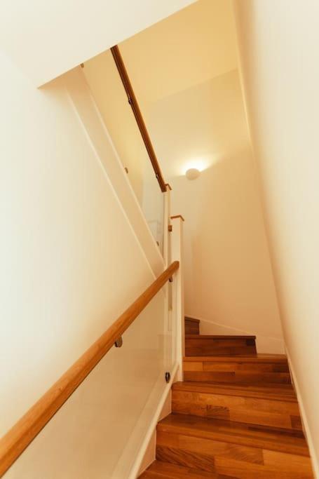 3 Bedroom Penthouse With Terrace And Skyline In Battersea Londra Exterior foto